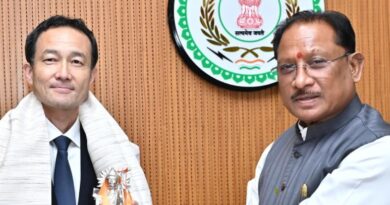 मुख्यमंत्री विष्णु देव साय से जापान दूतावास के राजनीतिक मामलों के मंत्री आबे नोरिआकि ने की सौजन्य मुलाकात