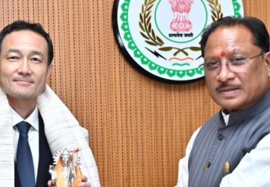 मुख्यमंत्री विष्णु देव साय से जापान दूतावास के राजनीतिक मामलों के मंत्री आबे नोरिआकि ने की सौजन्य मुलाकात