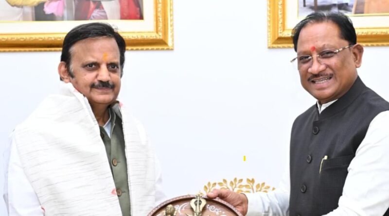 मुख्यमंत्री से मध्यप्रदेश के उपमुख्यमंत्री श्री राजेंद्र शुक्ल ने की सौजन्य मुलाकात