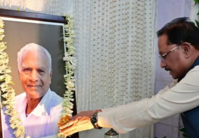 मुख्यमंत्री श्री विष्णुदेव साय ने लोकतंत्र सेनानी स्वर्गीय महावीर प्रसाद जैन को दी श्रद्धांजलिa