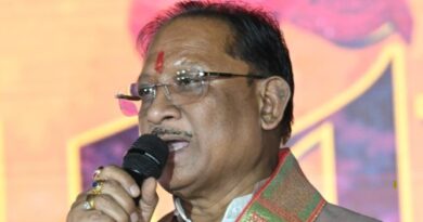 Chief Minister Shri Vishnu Deo Sai attends Hola Mohalla programme at Garhphuljhar Nanaksagar in Mahasamund’s Basna.