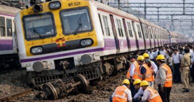 डोंबिवली स्टेशन पर हड़कंप: कल्वा शेड से जा रहा लोकल रैक हुआ बेपटरी, बड़ा हादसा टला