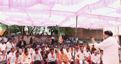 उप मुख्यमंत्री श्री देवड़ा गांव चलो अभियान में सीधे जुड़े