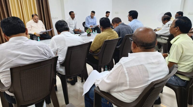 लोक निर्माण विभाग के सचिव ने निर्माणाधीन कयाघाट ब्रिज और मरीन ड्राइव का किया निरीक्षण