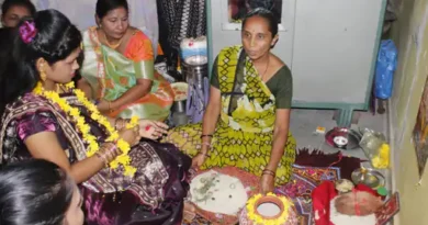 गुजरात के आणंद शहर में पुलिस ने एक बांग्लादेशी लड़की को गिरफ्तार किया