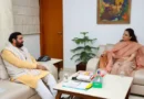 हरियाणा के मुख्यमंत्री नायब सिंह सैनी शनिवार शाम को अभिनेत्री और सांसद कंगना रनोट के साथ उनकी नई फिल्म भारत भाग्य विधाता (BBV) का देखी