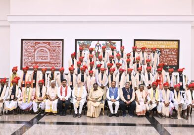 राष्ट्रपति भवन के विशेष अतिथि बने बस्तर के मांझी-चालकी : बस्तर पंडुम-2026 के विजेताओं और जनजातीय प्रतिनिधियों का हुआ विशेष सम्मान