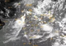 गुजरात में लगातार हो रही भारी बारिश से कई जिले बाढ़ की चपेट में
