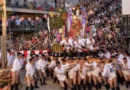 जापान के फुकुओका शहर में महामारियों से बचाव के लिए ‘हाकाता गियन यामाकासा’ उत्सव हुआ