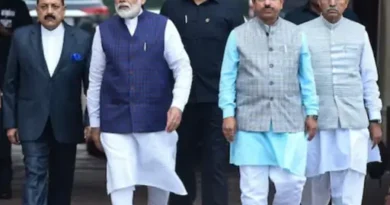 मोदी सरकार युवाओं से जुड़ने के लिए रोज एक यूनिवर्सिटी में एक केंद्रीय मंत्री भेजने की योजना बना रही