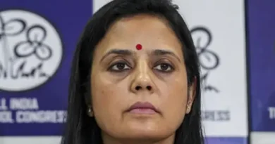 सुप्रीम कोर्ट ने शुक्रवार को टीएमसी सांसद महुआ मोइत्रा की याचिका पर सुनवाई के दौरान कहा, ‘राजनीति में आने के बाद अंडे फेंके जाने से क्यों डरती हैं,