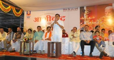 25 हजार से अधिक दीपों से लिखा वंदे मातरम, 250 ड्रोन से बनी 20 से अधिक आकृतियां