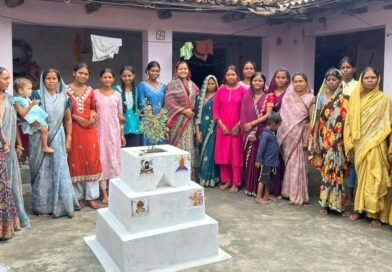 मंत्री श्रीमती लक्ष्मी राजवाड़े पहुंचीं ग्राम कुंजनगर, महिलाओं से किया आत्मीय संवाद