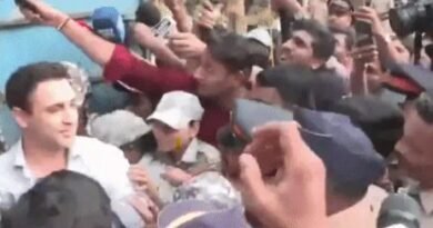 मुंबई पुलिस ने अभिनेता इमरान खान के खिलाफ एफआईआर दर्ज की