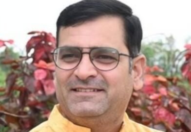 पारिवारिक हकत्याग की रजिस्ट्री में अभिलाष को मिली 46,846 रुपये की राहत, बचत की पूरी राशि बहनों को दी उपहार में