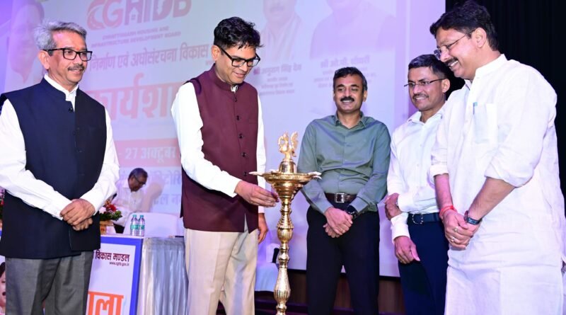 अपूर्ण एवं अपंजीकृत परियोजना पर CG-RERA की सख्त कार्रवाई, प्रमोटर को आबंटी को 6.87 लाख रुपये ब्याज भुगतान करने का आदेश