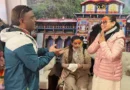 बॉलीवुड अभिनेत्री रानी मुखर्जी गुरुवार को उत्तराखंड के प्रसिद्ध केदारनाथ और बद्रीनाथ धाम पहुंचीं